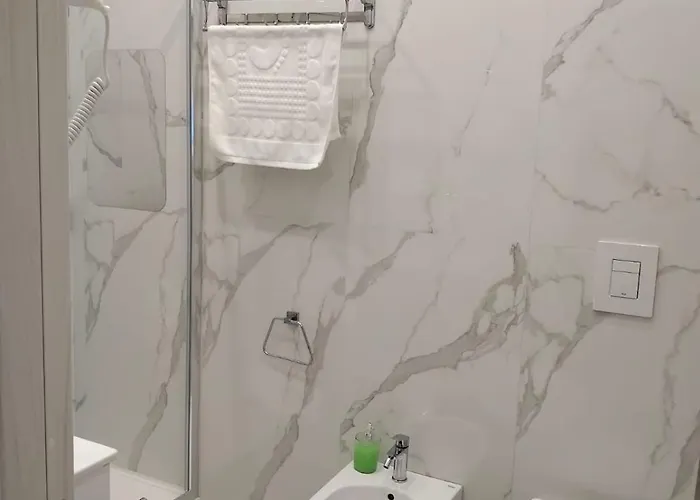 Stazione Casa Di Lucio * Napels