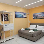 Stazione Casa Di Lucio Апартаменты Неаполь