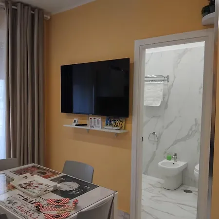 아파트 Stazione Casa Di Lucio